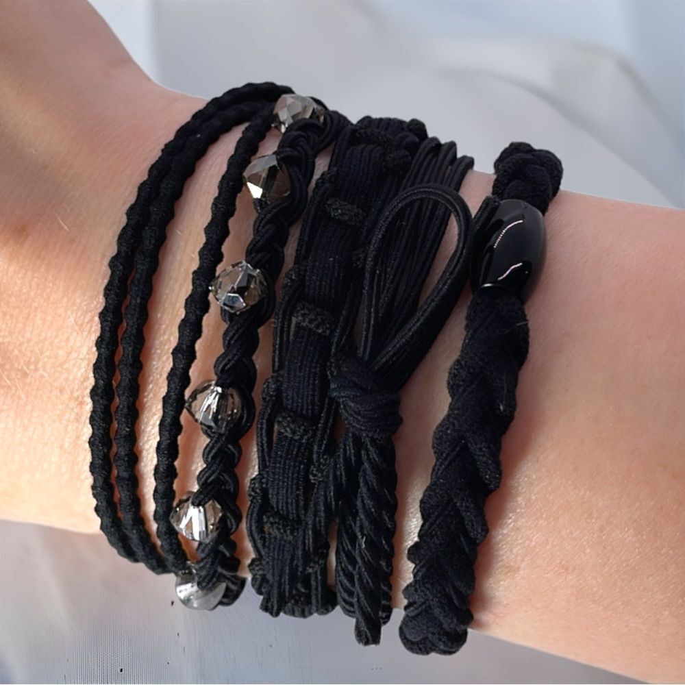 NWT Wool + Pepper Co. Stackable Hair Tie Bracelets (5 bracelet set)